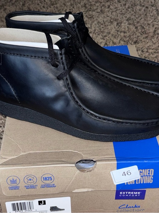 Clarks Other - MENS CLARKS SHACRE WALLASTON CHUKKA BOOT BLACK LEATHER WALLABEES NEW Size 9